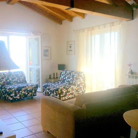 Simona Villa *